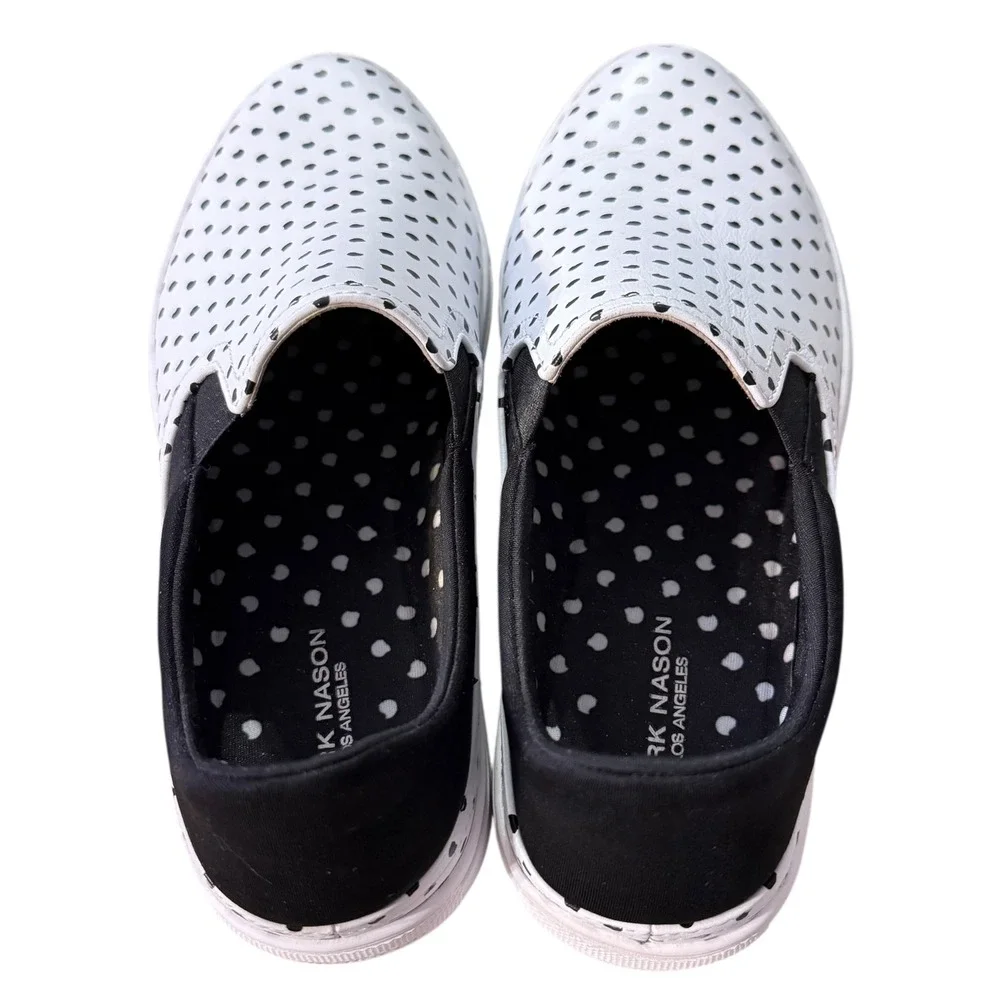 Mark Nason Aimee Slip On Sneakers Women's Size‎ 10 White Black Polka Dot Leather